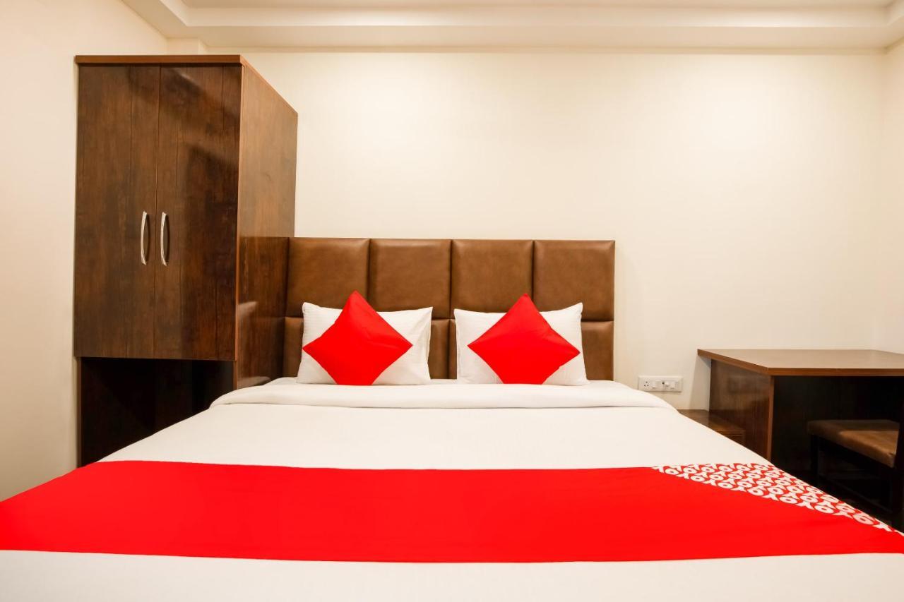 Oyo 71689 Hotel S Pride Indore Luaran gambar
